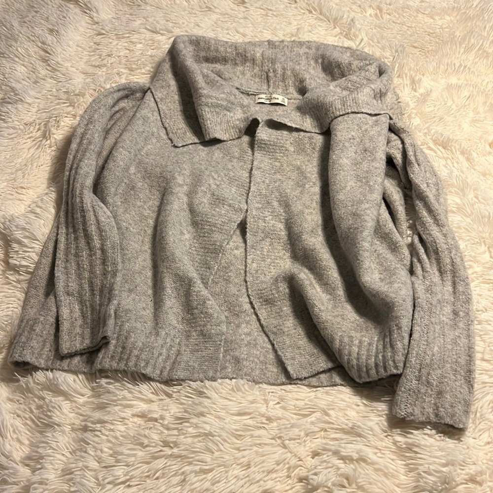 Abercrombie & Fitch gray drapey cardigan Size XS